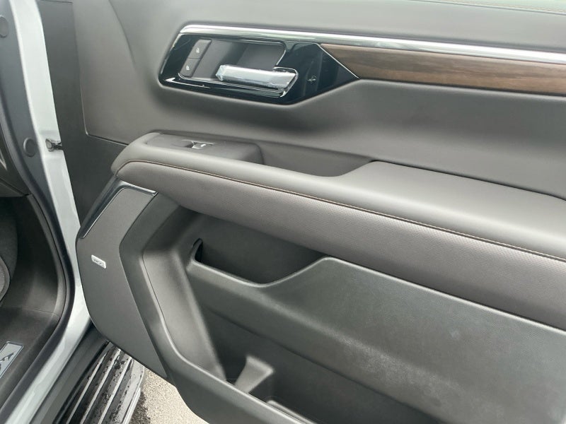 2026 Chevrolet Tahoe High Country - Photo 21
