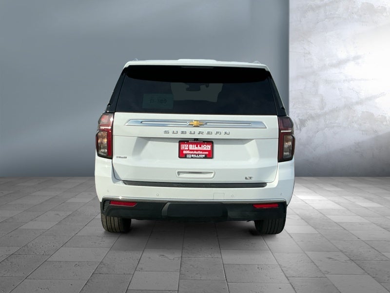 2024 Chevrolet Suburban LT