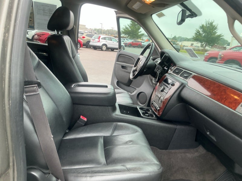 2014 Chevrolet Suburban LT