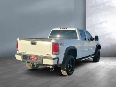 2011 GMC Sierra 2500 HD Denali