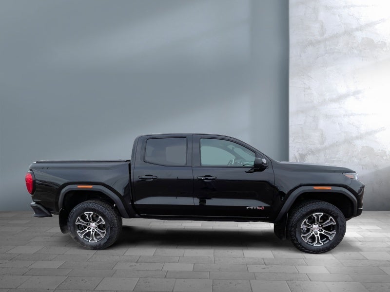 2023 GMC Canyon AT4
