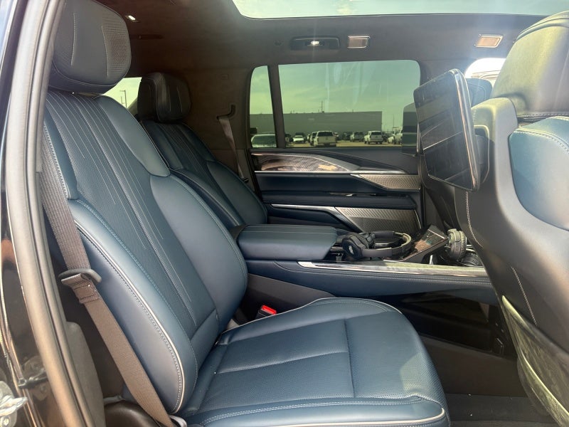 2026 Cadillac ESCALADE IQL Premium Sport