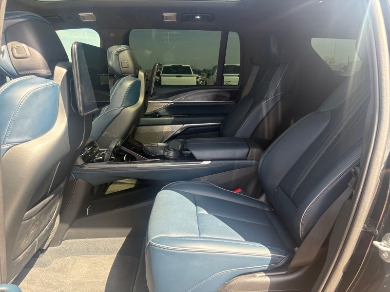 2026 Cadillac ESCALADE IQL Premium Sport