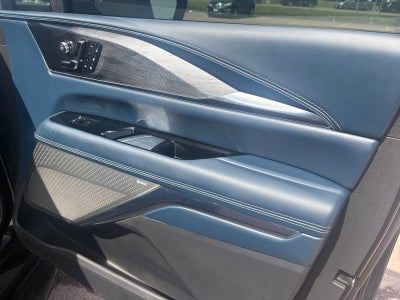 2026 Cadillac ESCALADE IQL Premium Sport