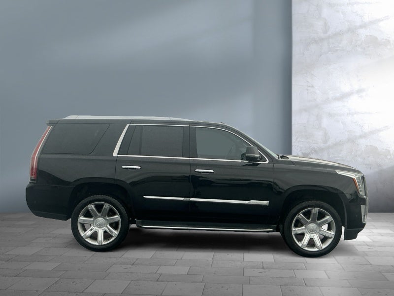 2017 Cadillac Escalade Luxury