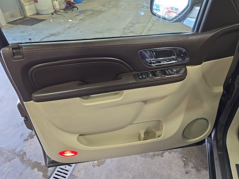 2014 Cadillac Escalade Platinum