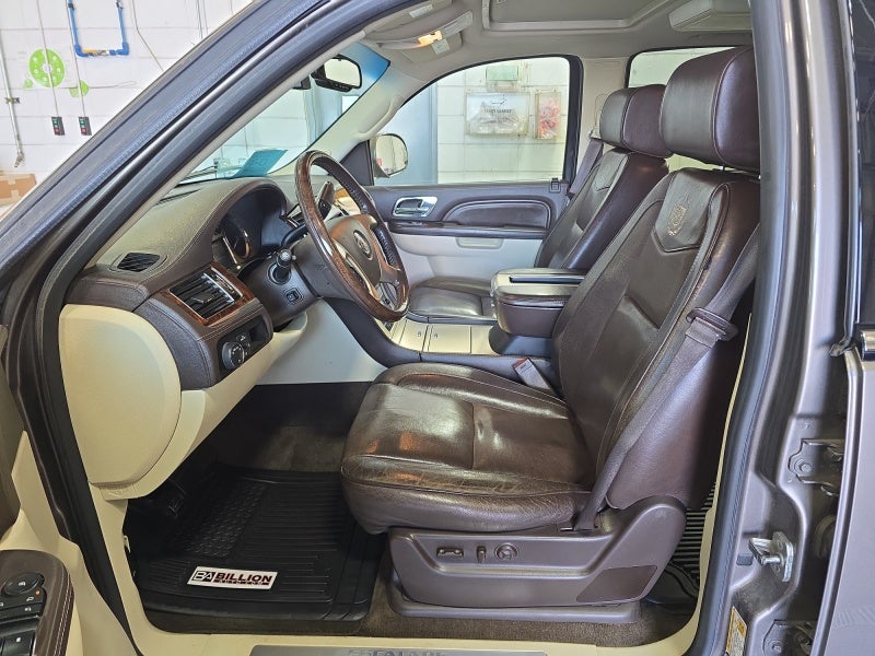 2014 Cadillac Escalade Platinum