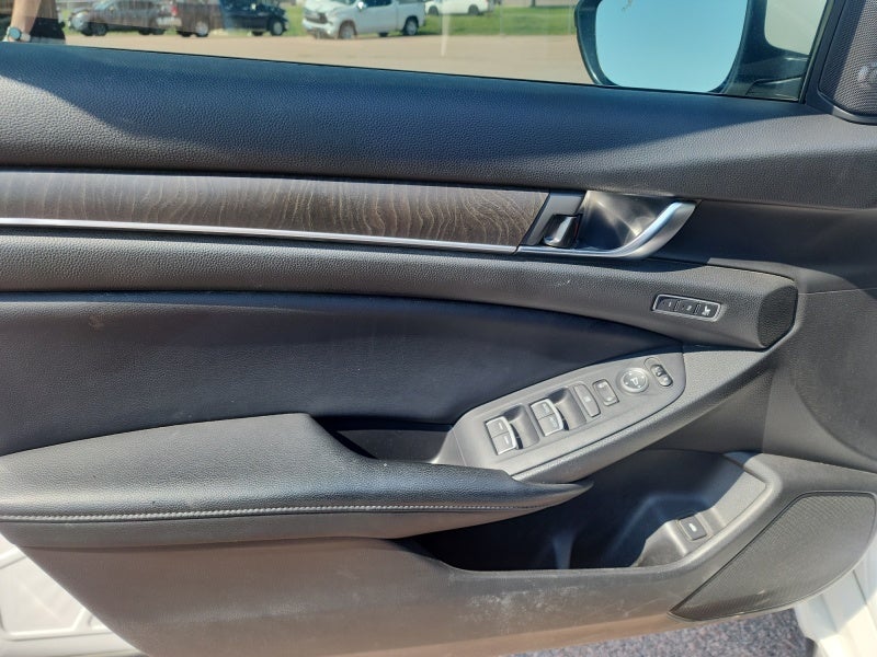 2018 Honda Accord Sedan Touring 2.0T