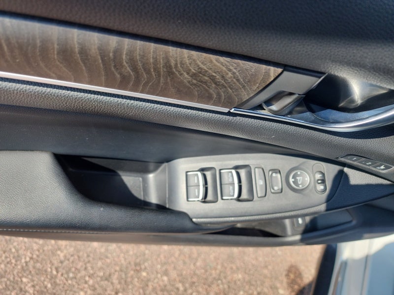 2018 Honda Accord Sedan Touring 2.0T