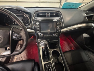 2018 Nissan Maxima SR