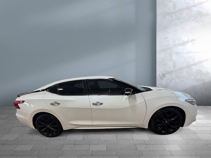 2018 Nissan Maxima SR
