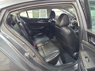 2023 Nissan Maxima SV