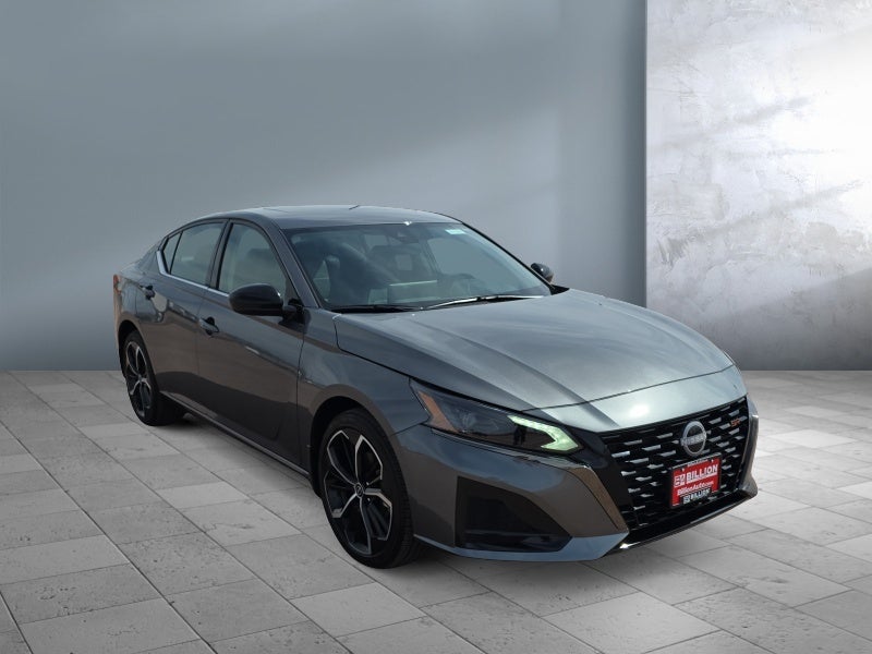 2025 Nissan Altima SR