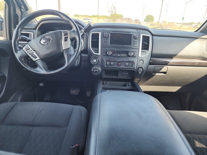 2019 Nissan Titan SV