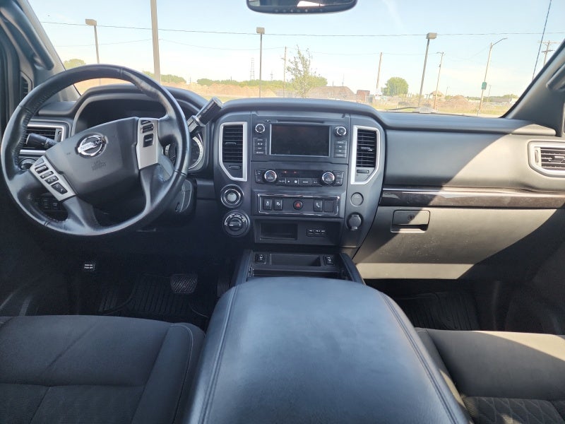 2019 Nissan Titan SV