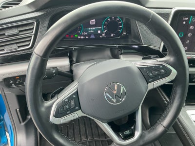 2024 Volkswagen Atlas Cross Sport 2.0T SEL R-Line