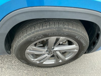 2024 Volkswagen Atlas Cross Sport 2.0T SEL R-Line
