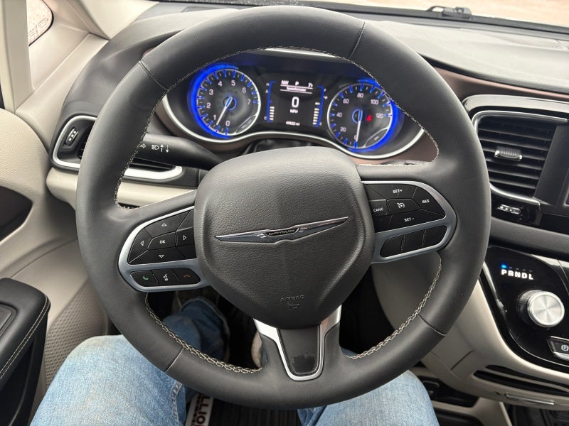 2024 Chrysler Voyager LX