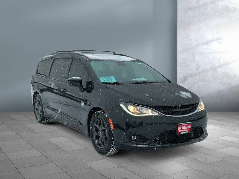 2020 Chrysler Pacifica Touring L Plus