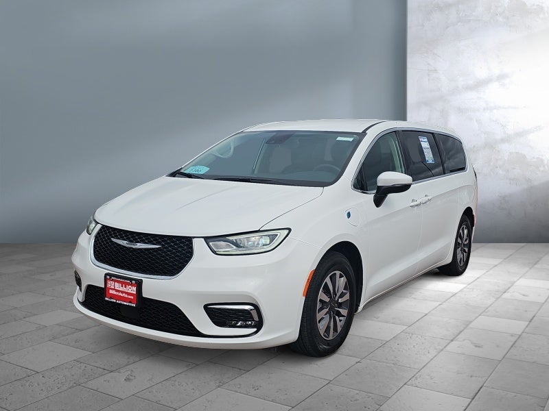 2023 Chrysler Pacifica Hybrid