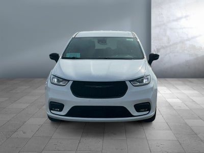 2024 Chrysler Pacifica Hybrid S Appearance Pkg