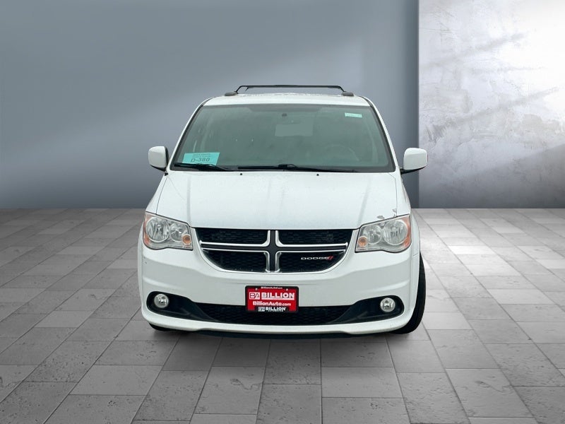 Used 2017 Dodge Grand Caravan SXT with VIN 2C4RDGCG3HR864653 for sale in Sioux Falls, SD
