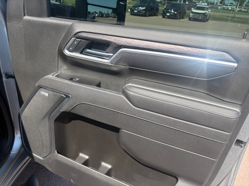 2025 Chevrolet Silverado 3500 HD LTZ