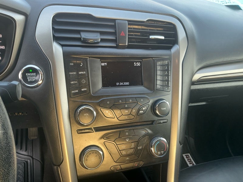 2017 Ford Fusion SE