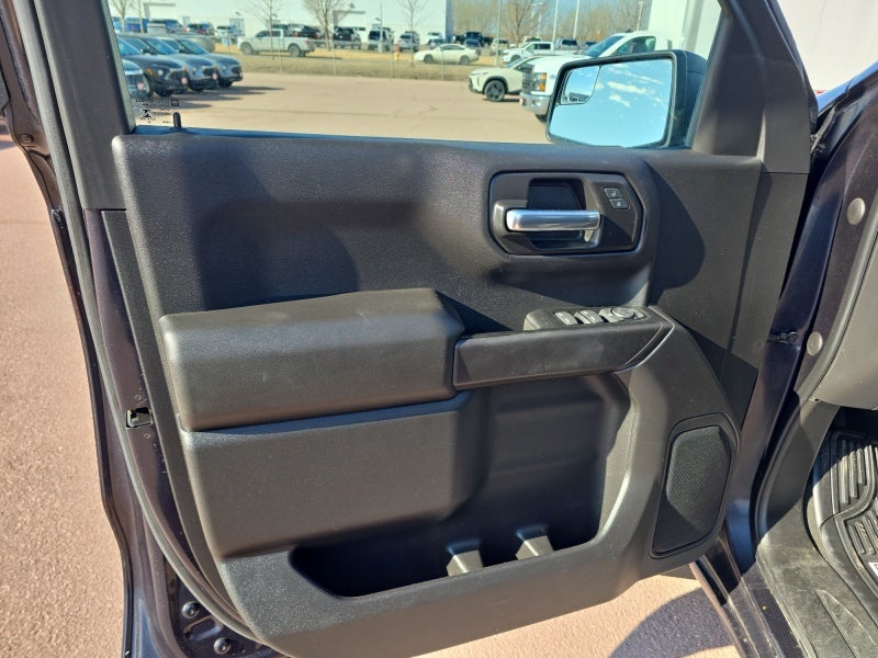 2022 Chevrolet Silverado 1500 Custom Trail Boss