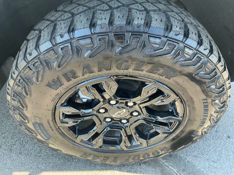 2024 Chevrolet Silverado 1500 ZR2