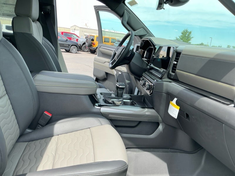 2026 Chevrolet Silverado 1500 ZR2 - Photo 20