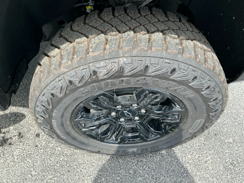 2026 Chevrolet Silverado 1500 ZR2 - Photo 22