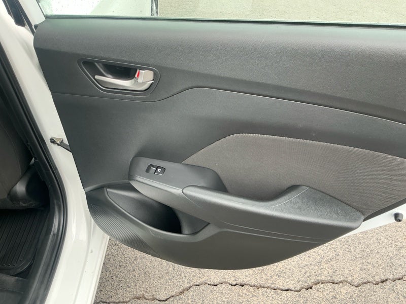 2022 Hyundai Accent SE