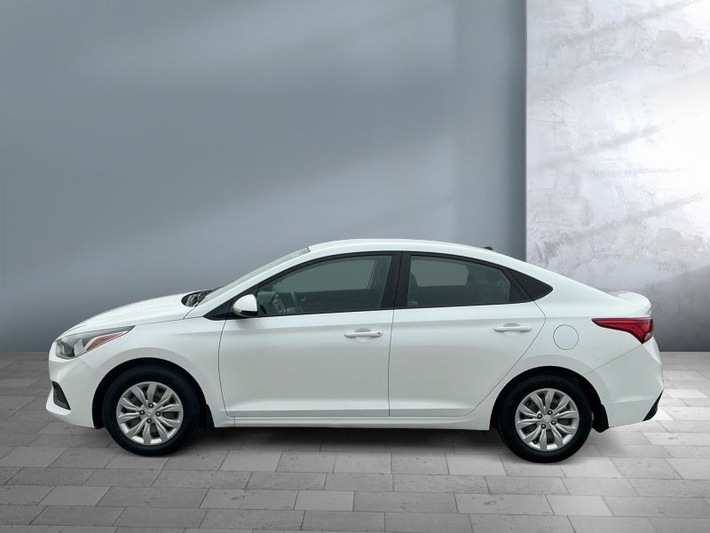 2022 Hyundai Accent SE