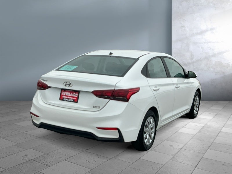 2022 Hyundai Accent SE