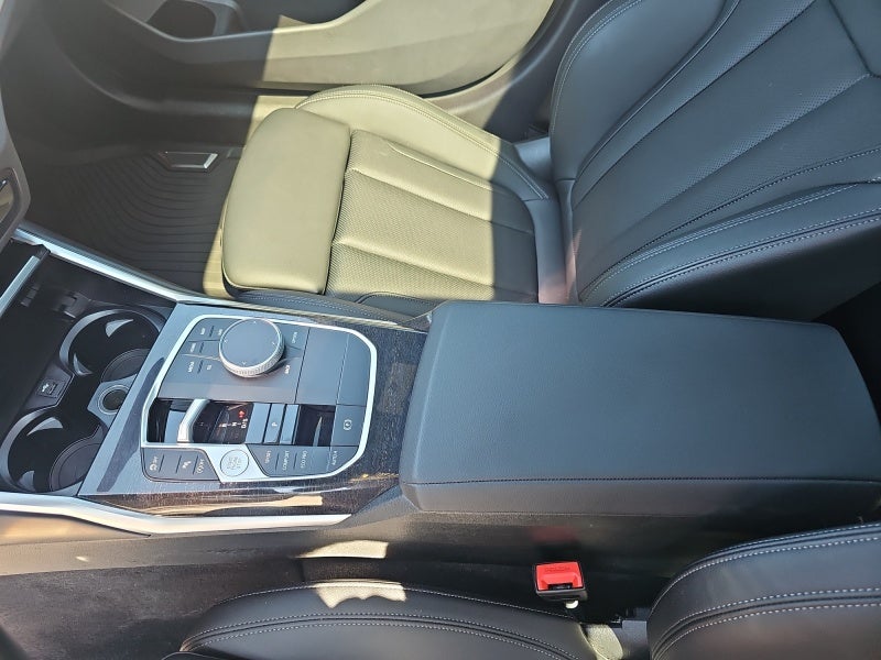 2024 BMW 3 Series 330i xDrive