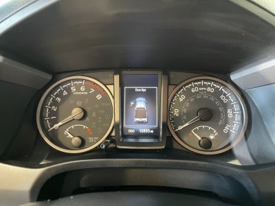 2022 Toyota Tacoma 4WD SR