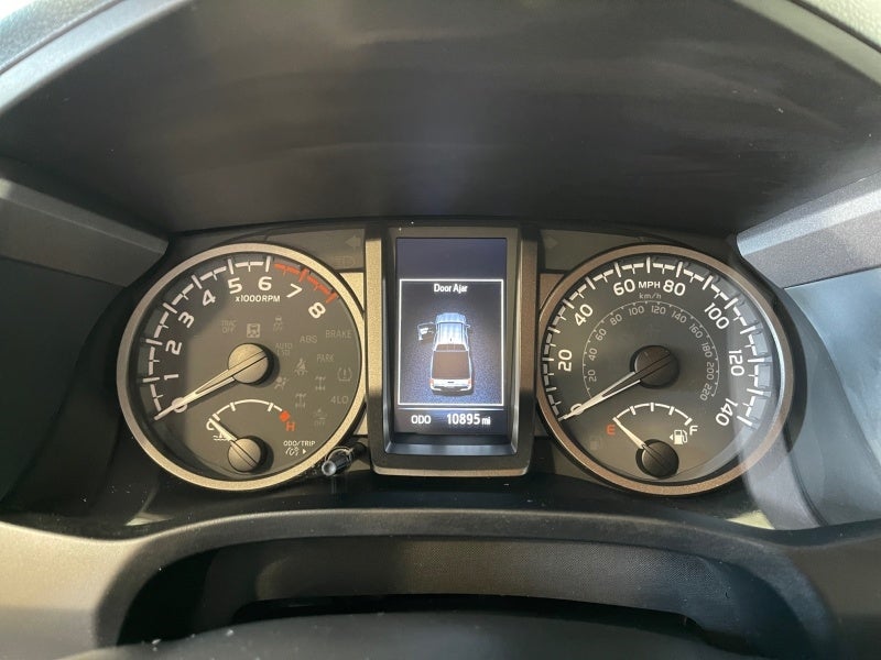 2022 Toyota Tacoma 4WD SR