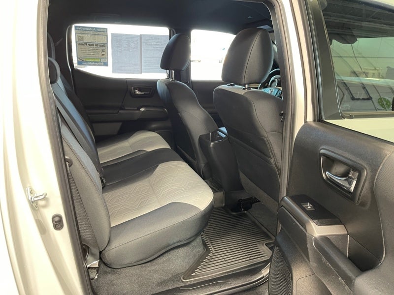 2022 Toyota Tacoma 4WD SR