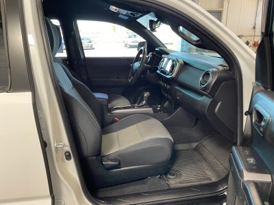 2022 Toyota Tacoma 4WD SR