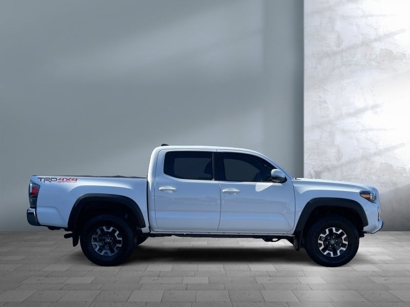 2022 Toyota Tacoma 4WD SR