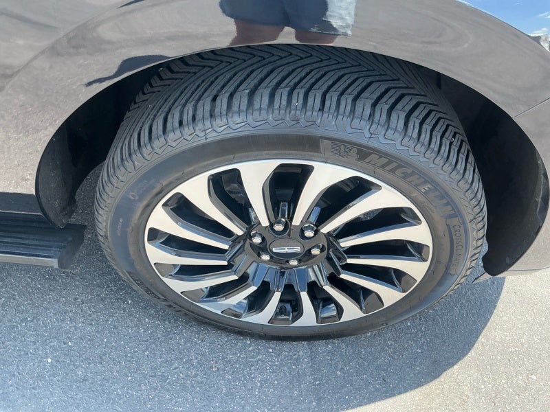 2023 Lincoln Navigator L Black Label