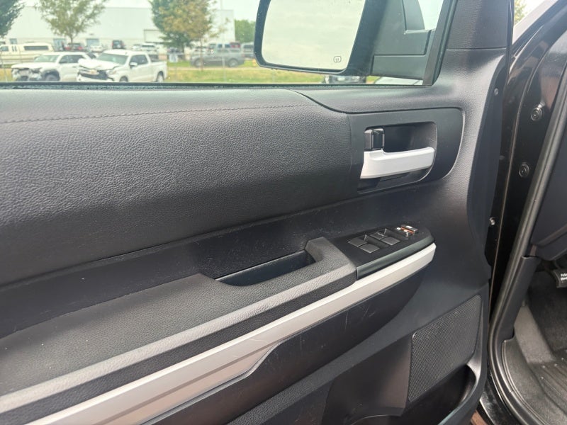2018 Toyota Tundra 4WD SR5