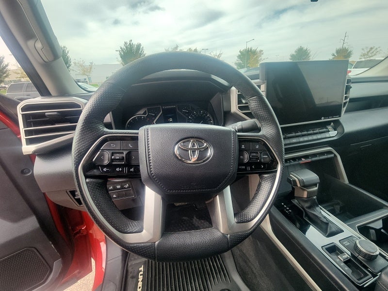 2022 Toyota Tundra 4WD SR5