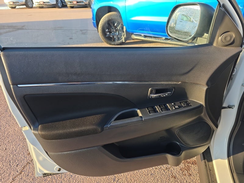 2020 Mitsubishi Outlander Sport ES 2.0