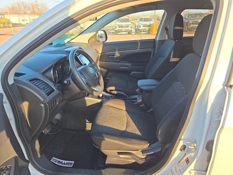 2020 Mitsubishi Outlander Sport ES 2.0