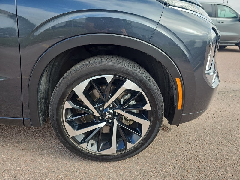 2025 Mitsubishi Outlander Plug-In Hybrid SEL