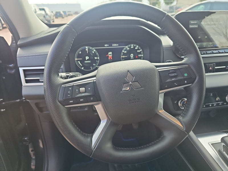 2025 Mitsubishi Outlander Plug-In Hybrid SEL