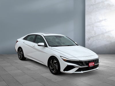 2025 Hyundai Elantra SEL Convenience
