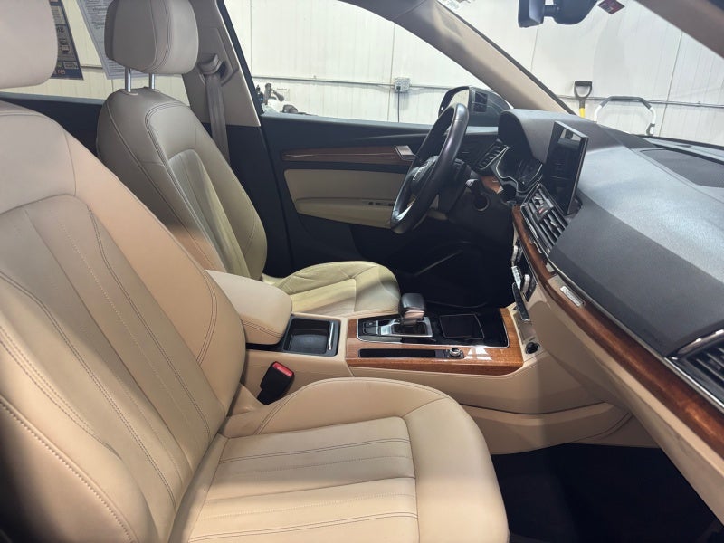 2022 Audi Q5 S line Premium